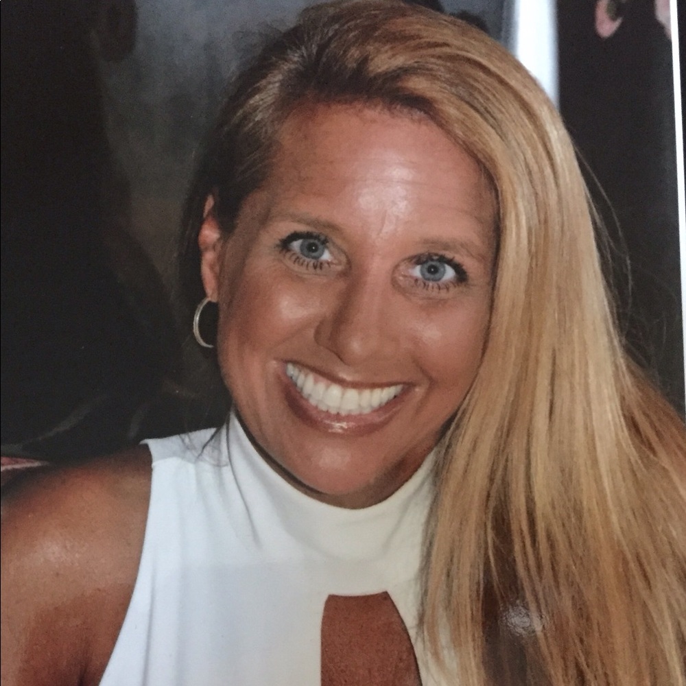 Meet your Posher, Lori